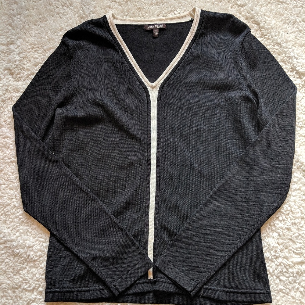 Classic Anne Klein top